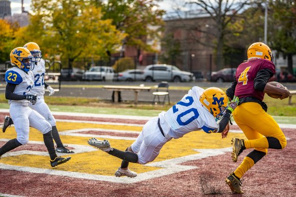 Stilvolle Seidenblusen im Büro: Unverzichtbare Tipps für einen eleganten Auftritt